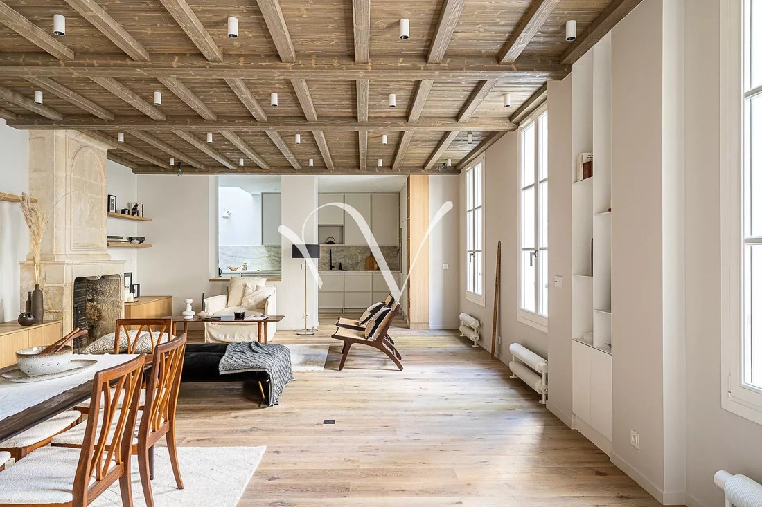 Apartment in Saint Thomas d'Aquin, Paris 7e Arrondissement, Paris 1 - 15180095