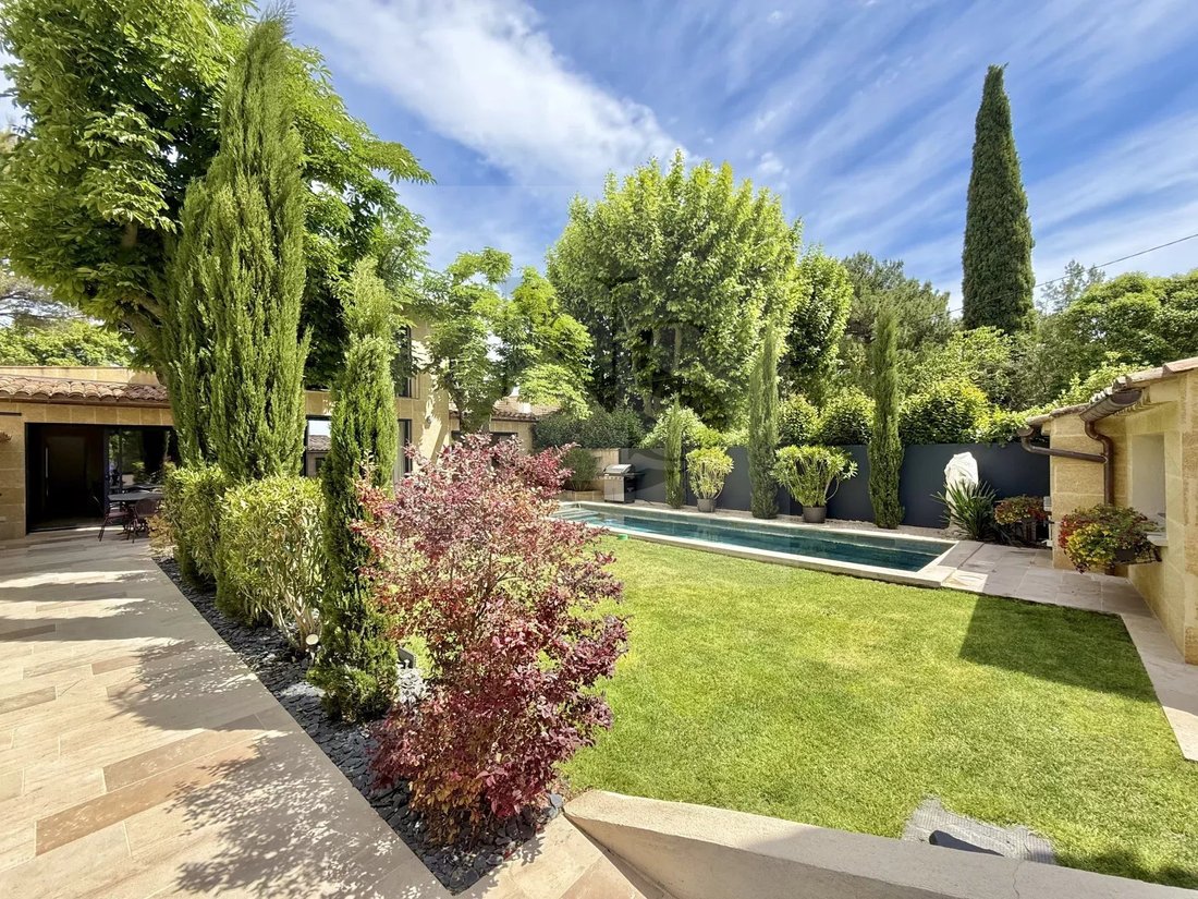 Villa in Comtale-Cente-Cours Mirabeau, Aix-en-Provence, France 3 - 17782654