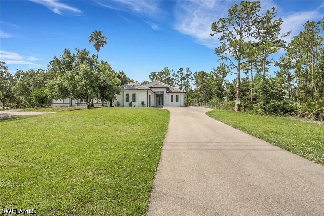 House in Naples, Florida, United States 1 - 17418220