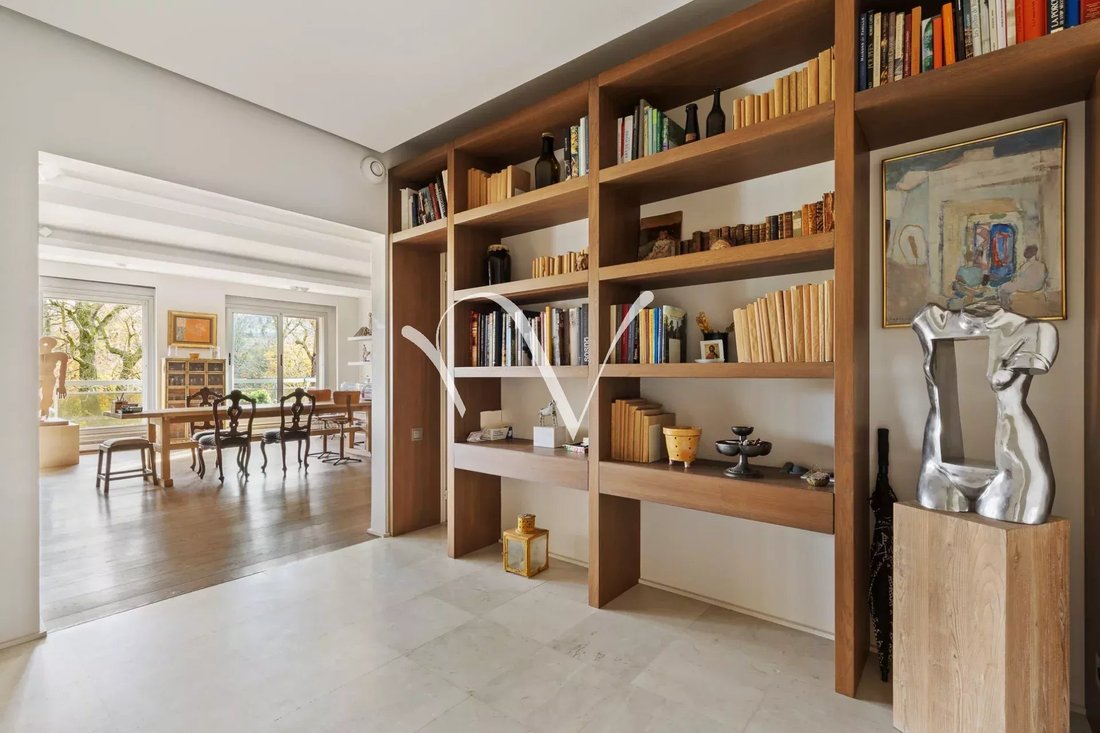 Apartment in Muette Nord, Paris 16e Arrondissement, Paris 2 - 16608226