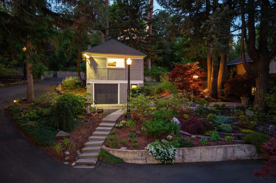 House in Spokane, Washington, United States 5 - 17908629