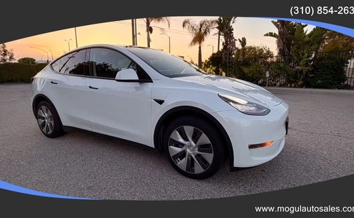2022 Tesla Model Y Long Range Sport Utility 4D in Hawthorne, CA, United States 1