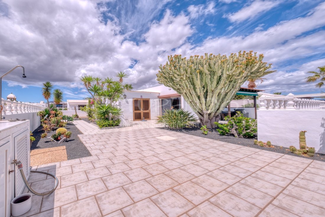 Villa in Puerto del Carmen, Tias, Canary Islands 5 - 17907746