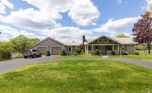 House in Lakeville, Massachusetts, United States 1