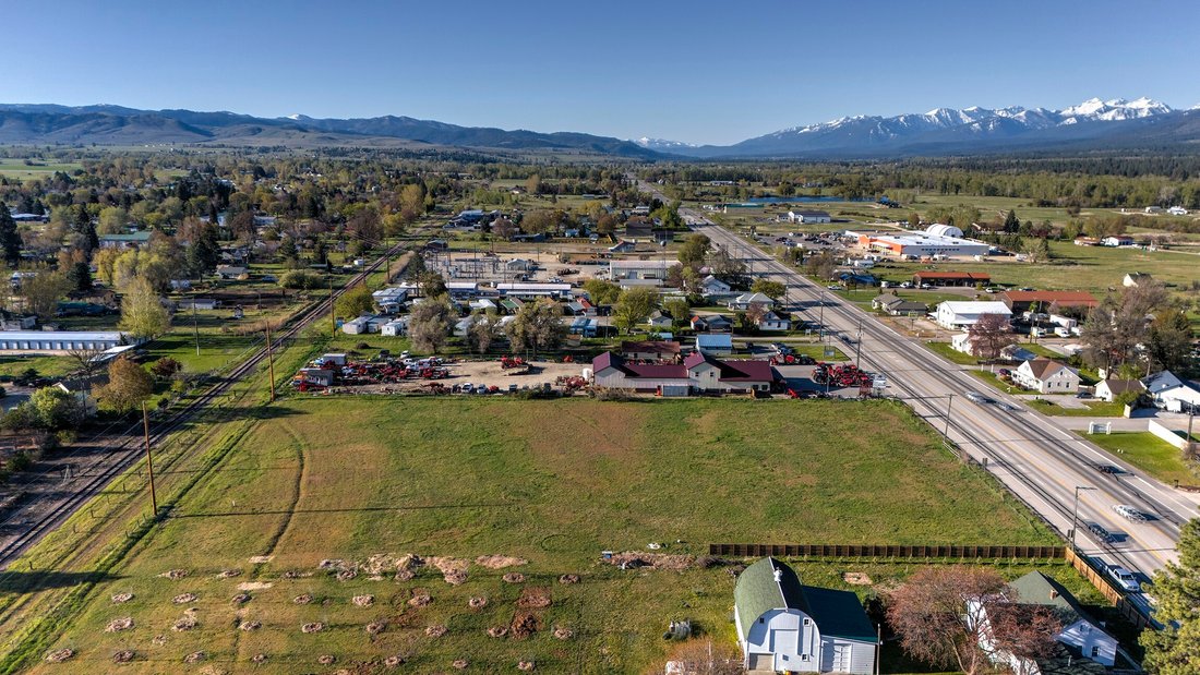 Apartment in Hamilton, Montana, United States 3 - 17910468
