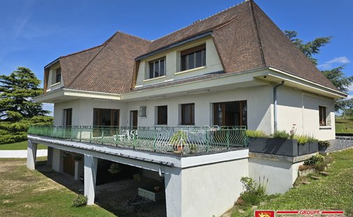 House in Côte de la Justice-Saint Lubin, Louviers, France 1