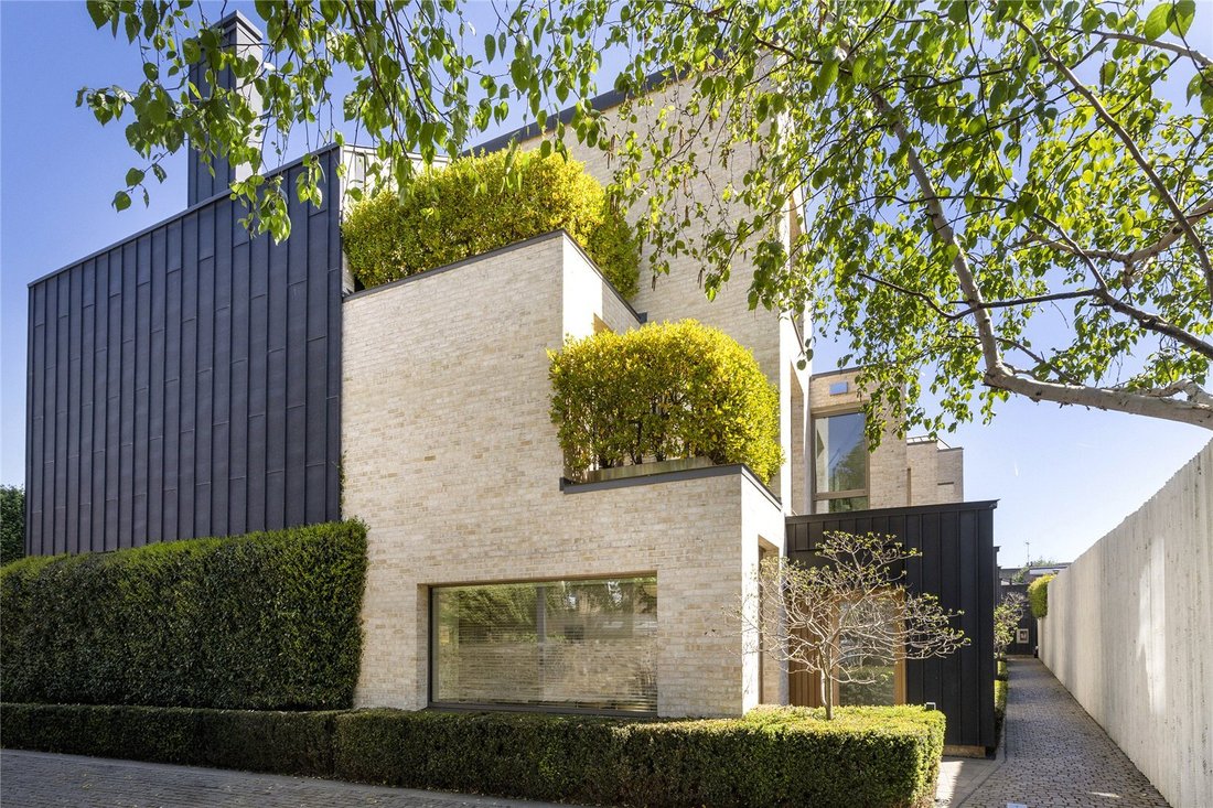 House in Ravenscourt Park, Hammersmith and Fulham, England 1 - 17906811