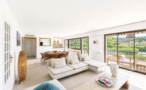 Apartment in Zone Ouest Urbaine, Saint-Tropez, France 1