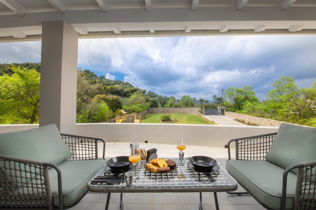 Villa in Corfu, Peloponnese, Western Greece and the Ionian, Greece 2 - 17906408