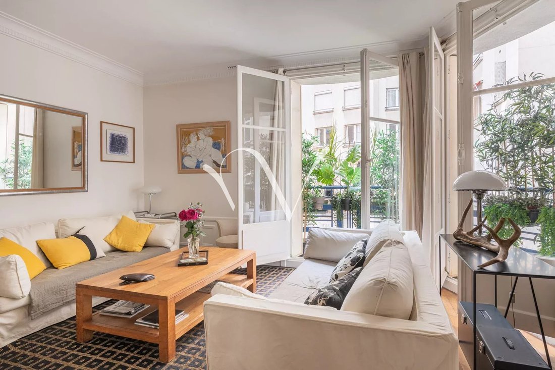 Apartment in Chaillot, Paris 16e Arrondissement, Paris 1 - 17408054