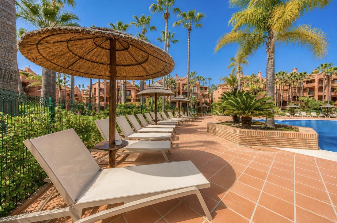 Penthouse in Nueva Andalucia, Marbella, Spain 2 - 17780212