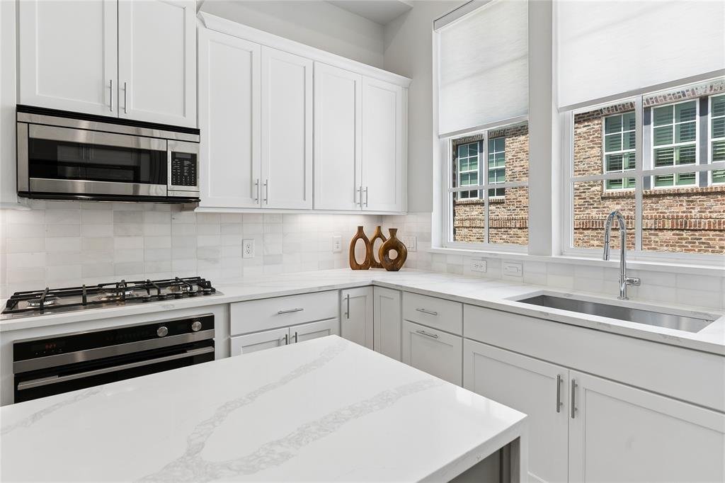 Townhouse in Dallas, Texas, United States 3 - 17910490