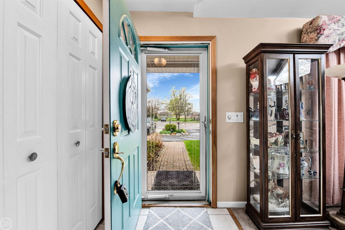 House in St. Clair Shores, Michigan, United States 5 - 17911975