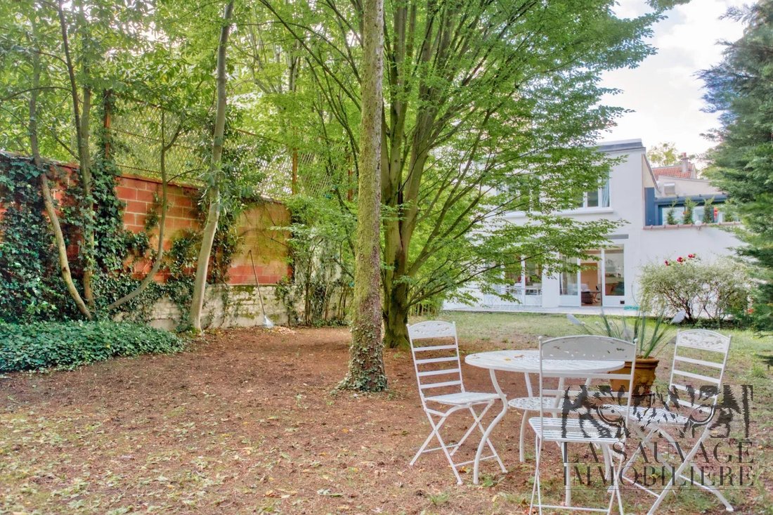Townhouse in Fontenay-sous-Bois, Ile-de-France, France 4 - 17911037