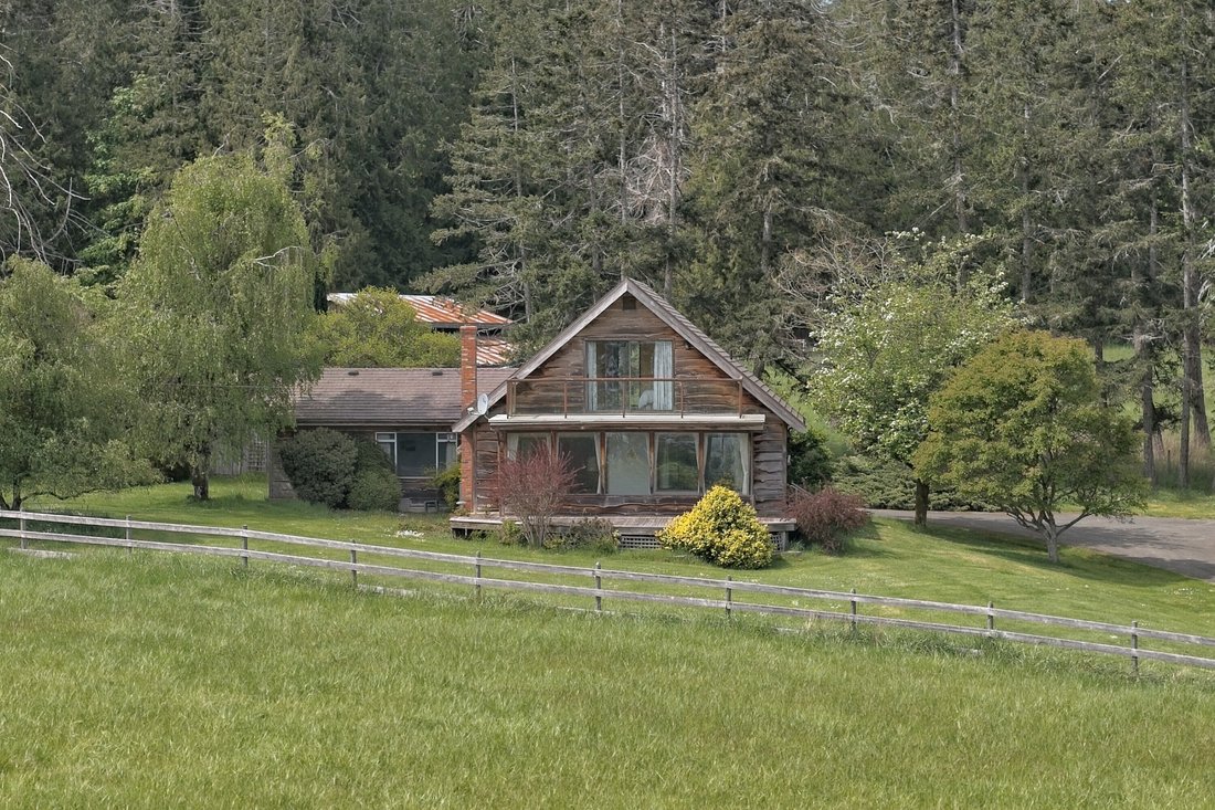 House in Saltspring Island, British Columbia, Canada 5 - 17907991