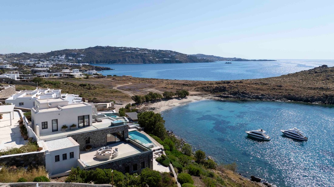 Villa in Ano Mera Community, Aegean, Greece 1 - 17909166
