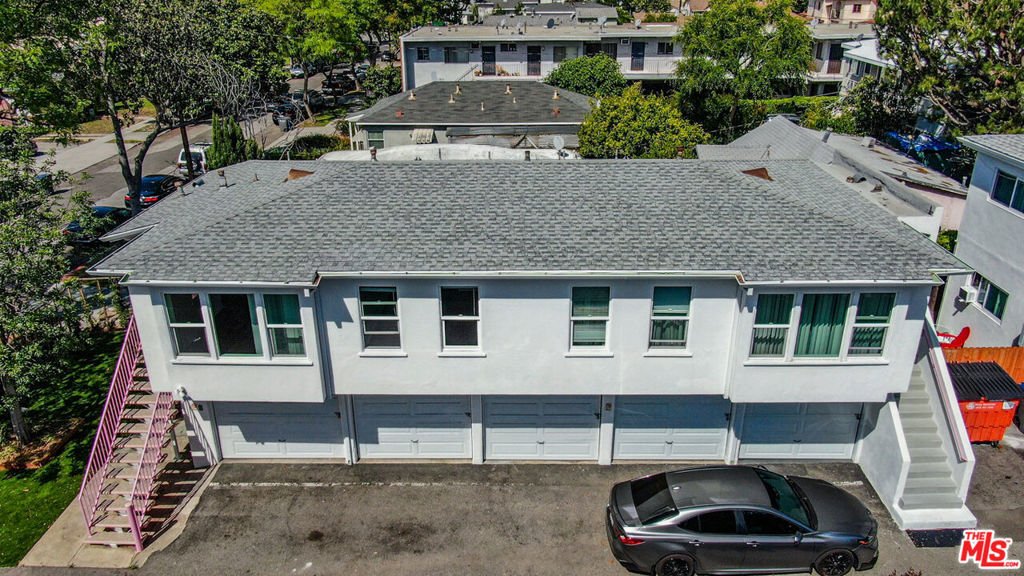 Glendale, California, United States 5 - 17909305