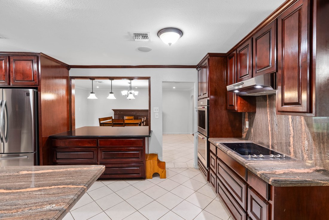 House in Odem, Texas, United States 3 - 17906895