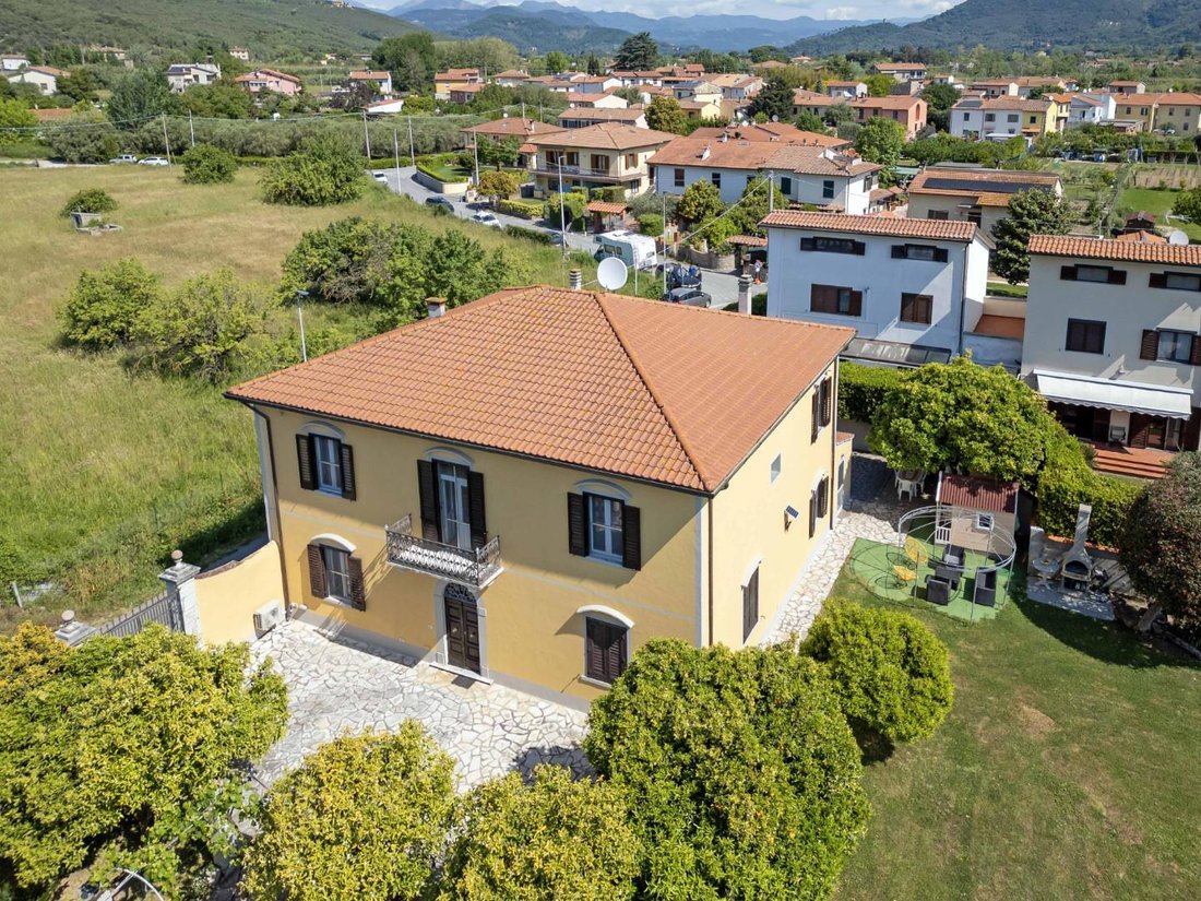 Villa in Pontasserchio, San Giuliano Terme, Tuscany 2 - 17909597