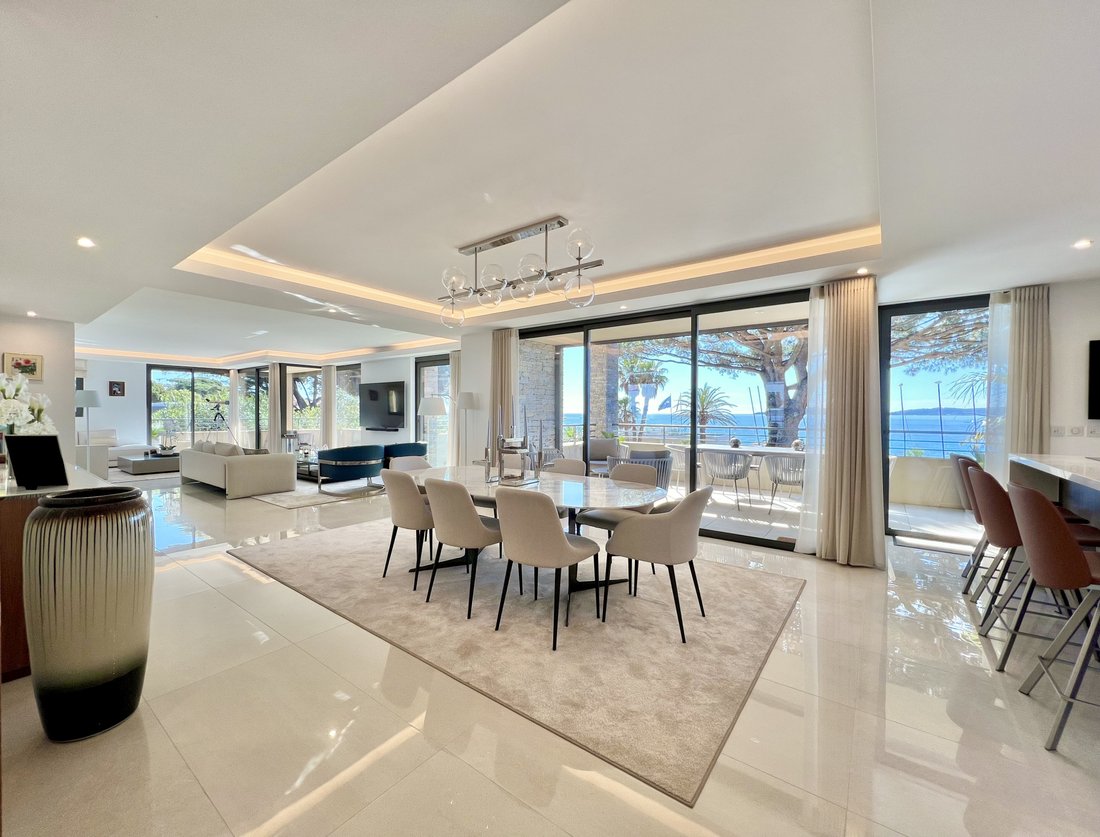 Apartment in Ville-Les Saquedes-Le Bouillonnet, Sainte-Maxime, France 2 - 17910073