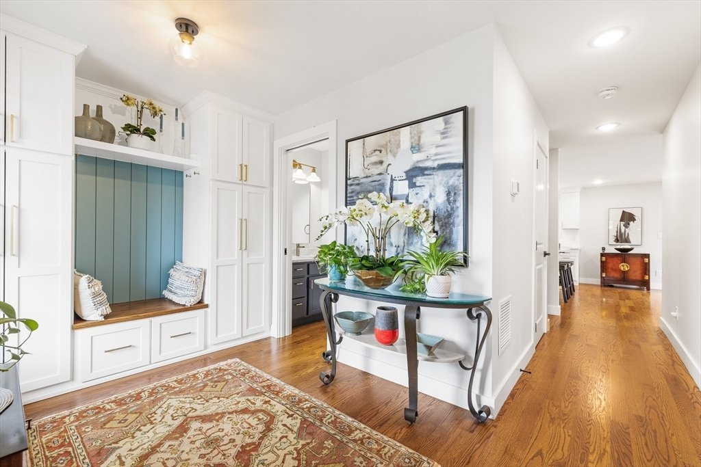 Condo in Wayland, Massachusetts, United States 4 - 17911290
