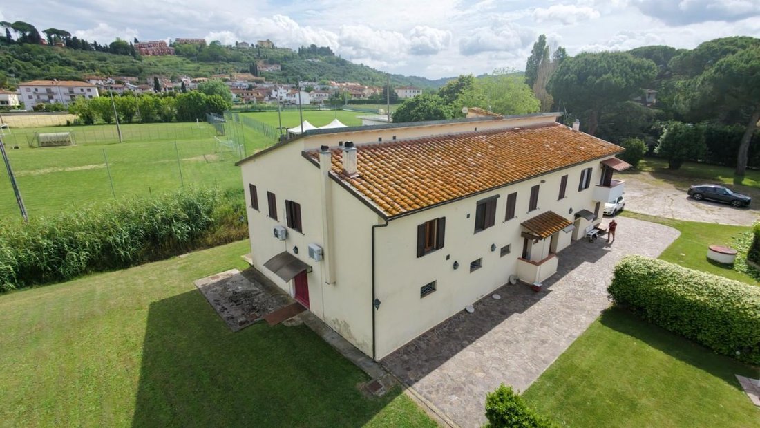 Farm Ranch in Montecastello-Treggiaia-I Fabbri, Pontedera, Tuscany 1 - 17293781