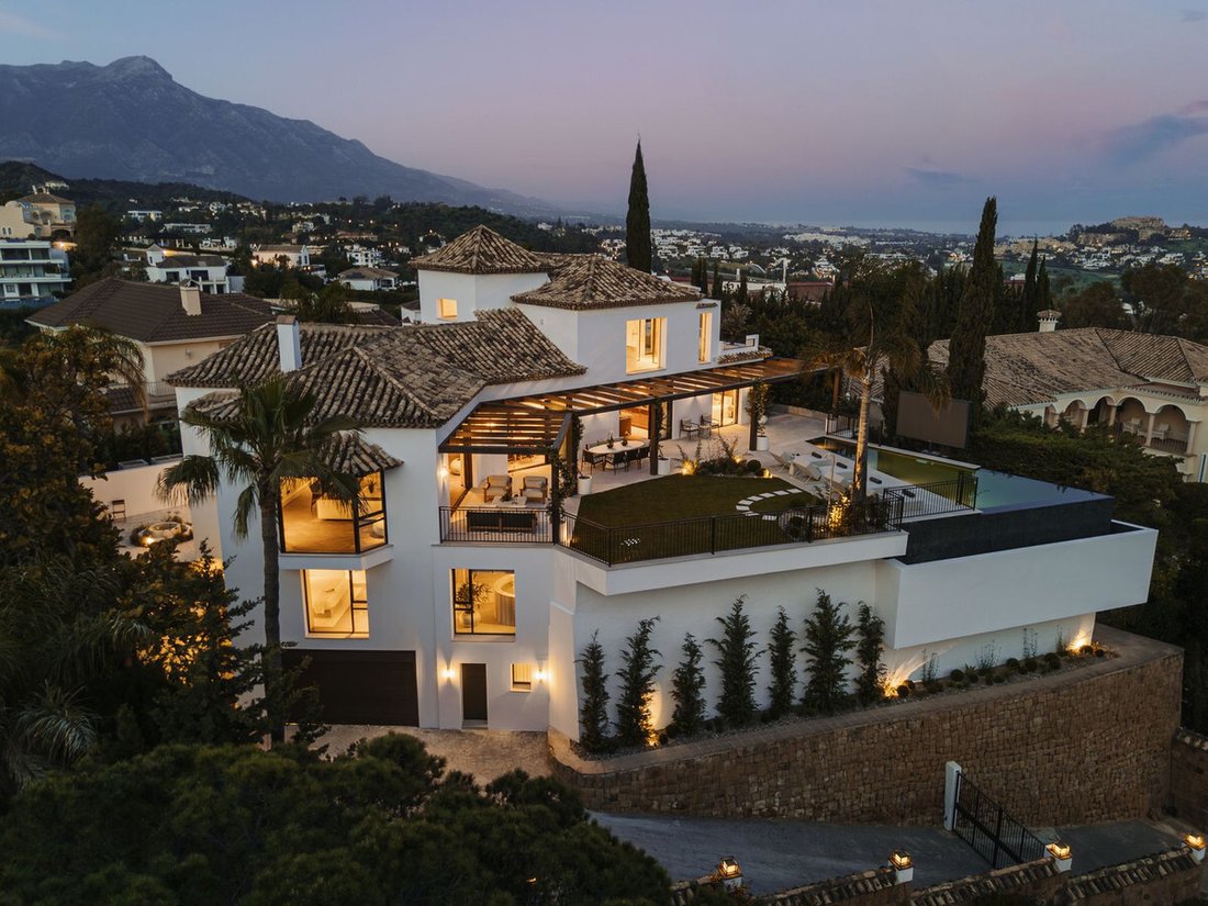 Villa in La Quinta, Benahavis, Andalusia 1 - 17907482