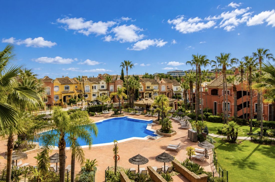 Penthouse in Nueva Andalucia, Marbella, Spain 1 - 17780212