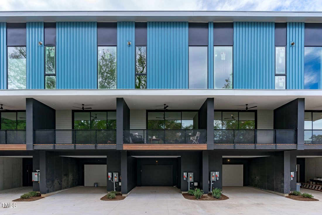 Townhouse in Raleigh, North Carolina, United States 3 - 17910433
