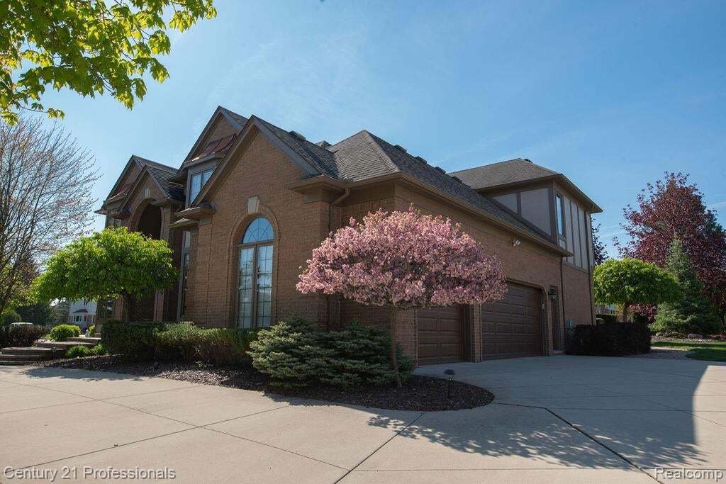 House in Utica, Michigan, United States 5 - 17906358