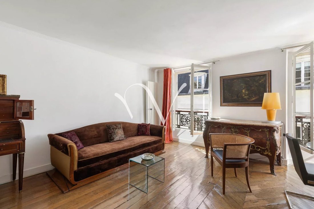 Apartment in Monnaie, Paris 6e Arrondissement, Paris 4 - 17615907