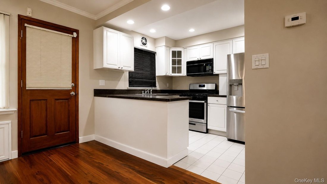 House in New York, New York, United States 5 - 17909793