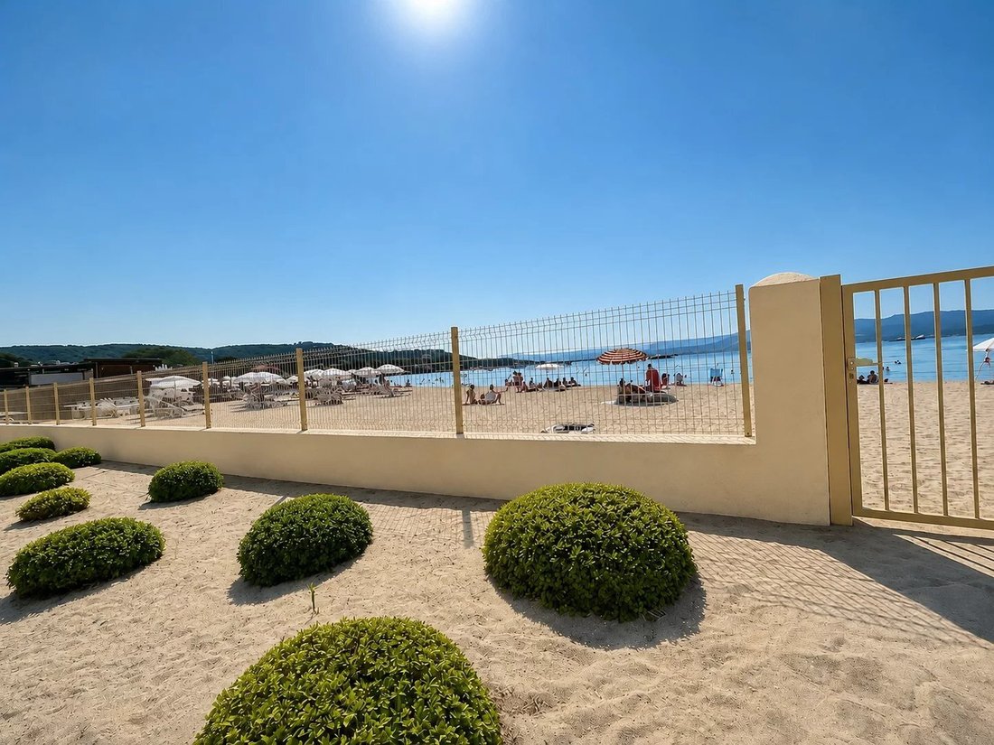 Apartment in Zone Ouest Urbaine, Saint-Tropez, France 1 - 16461843