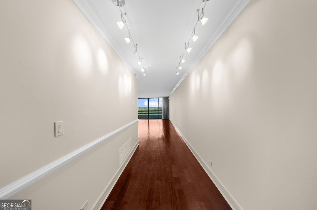 Condo in Atlanta, Georgia, United States 4 - 17529615