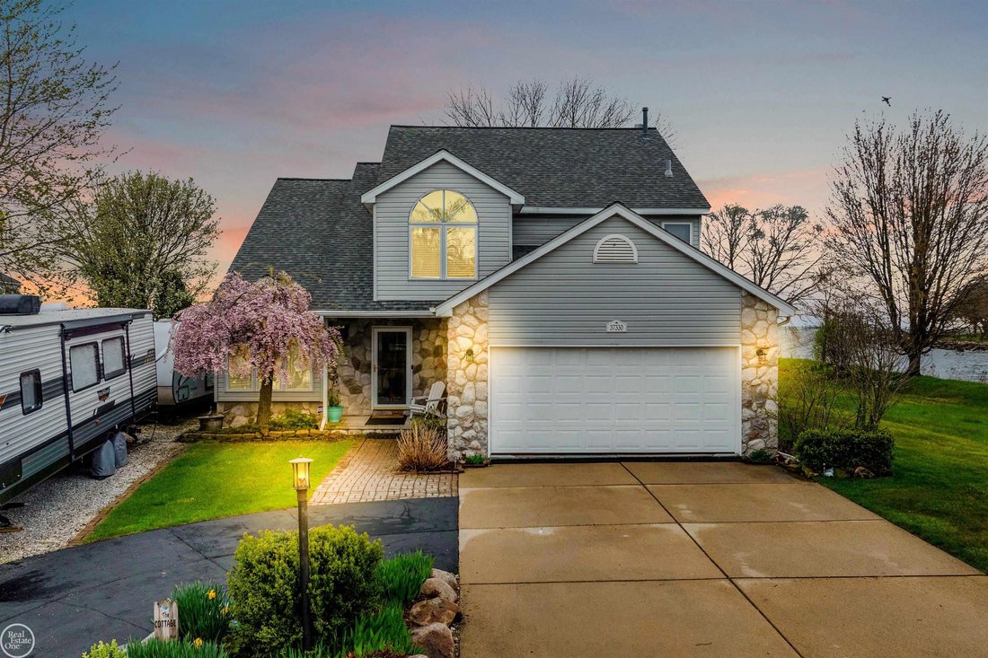 House in St. Clair Shores, Michigan, United States 1 - 17911975