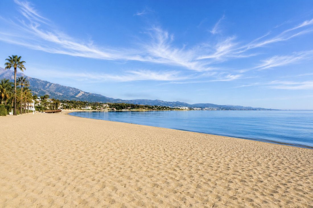 Penthouse in Nueva Andalucia, Marbella, Spain 5 - 17780212