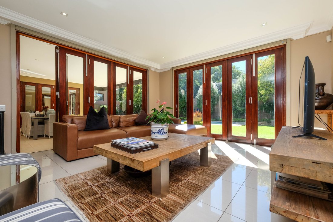 Maison à Hurlingham, Glenadrienne, Gauteng 3 - 17908222