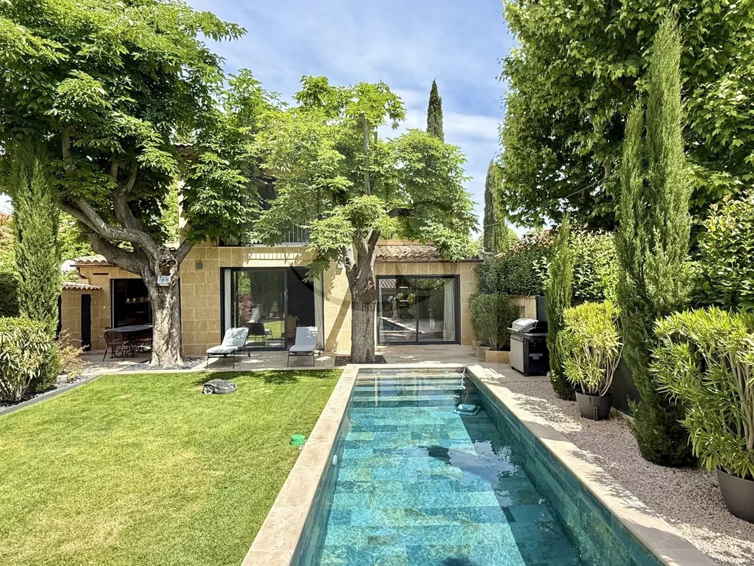 Villa in Comtale-Cente-Cours Mirabeau, Aix-en-Provence, France 4 - 17782654