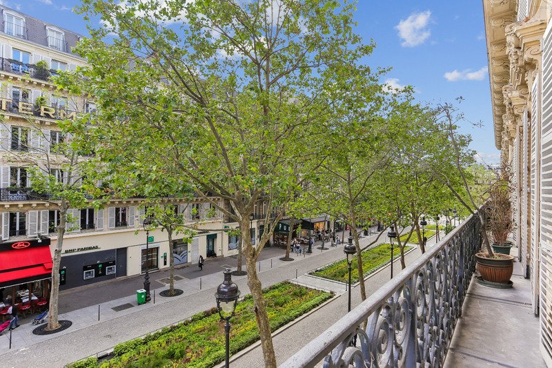 Apartment in Saint Vincent de Paul-Lariboisière, Paris 10e Arrondissement, Paris 4 - 17910975