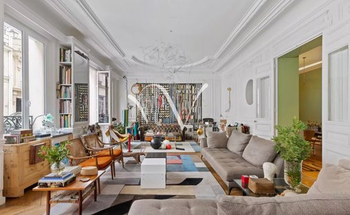 Apartment in Paris 1er Arrondissement, Paris, France 1