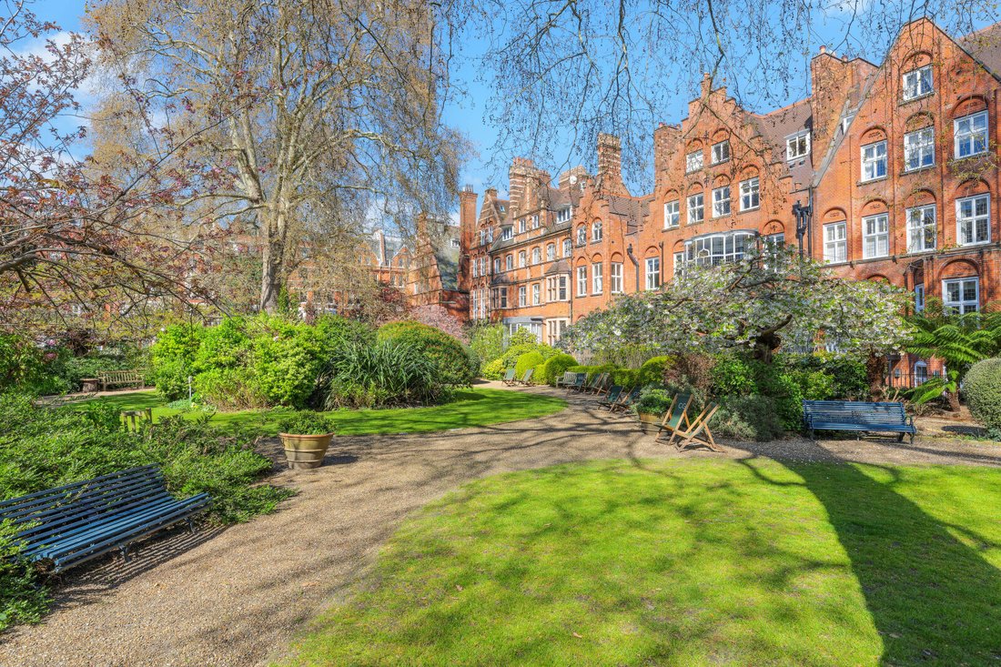 House in Earls Court, Kensington And Chelsea, England 1 - 17906791
