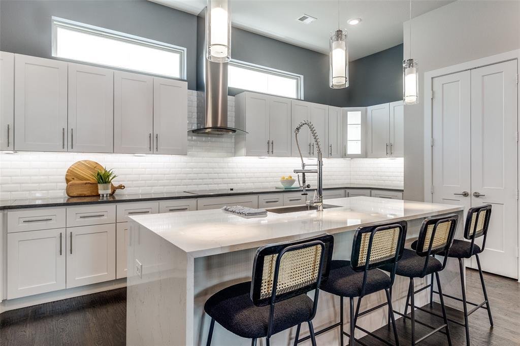 Condo in Dallas, Texas, United States 5 - 17910460