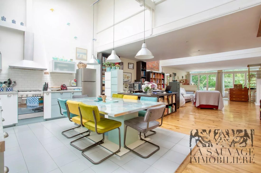 Townhouse in Fontenay-sous-Bois, Ile-de-France, France 2 - 17911037