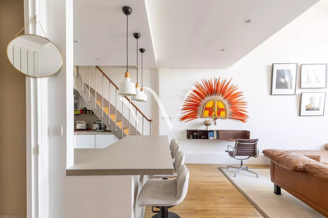 Apartment in Saint Thomas d'Aquin, Paris 7e Arrondissement, Paris 2 - 15941281