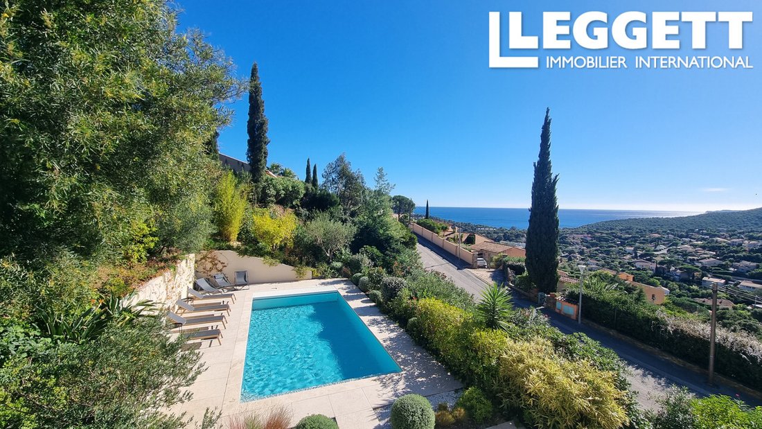 Villa in Sud, Cavalaire-sur-Mer, France 4 - 17911008