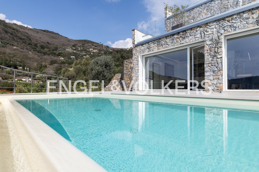 Villa in Cesio, Liguria, Italy 1 - 17914044
