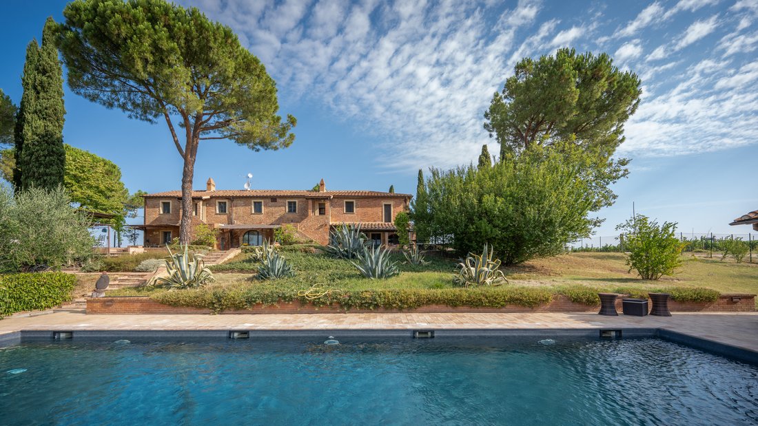 Country House in Castiglione del Lago, Umbria, Italy 2 - 17913288
