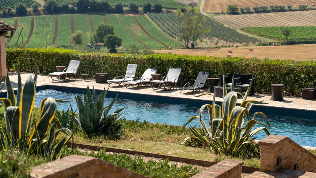 Country House in Castiglione del Lago, Umbria, Italy 3 - 17913288