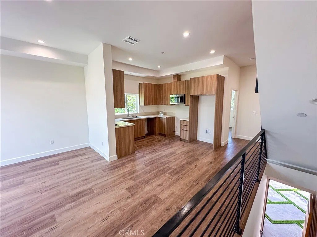 Los Angeles, California, United States 3 - 17914150
