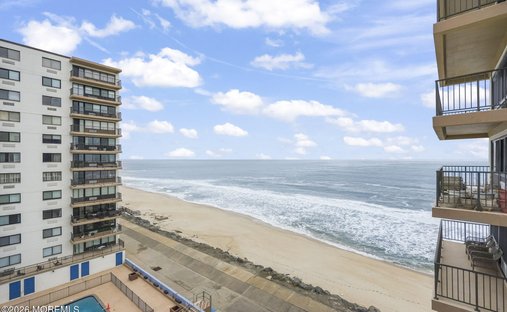 Condo in Monmouth Beach, New Jersey, United States 1